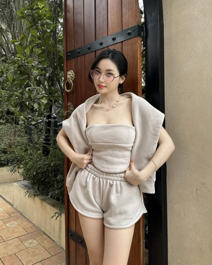 Ảnh Gái Đẹp Tặng Sinh Nhật Sắc Đẹp Và Những Ý Nghĩa Đa Chiều Trong Xã Hội Hiện Đại